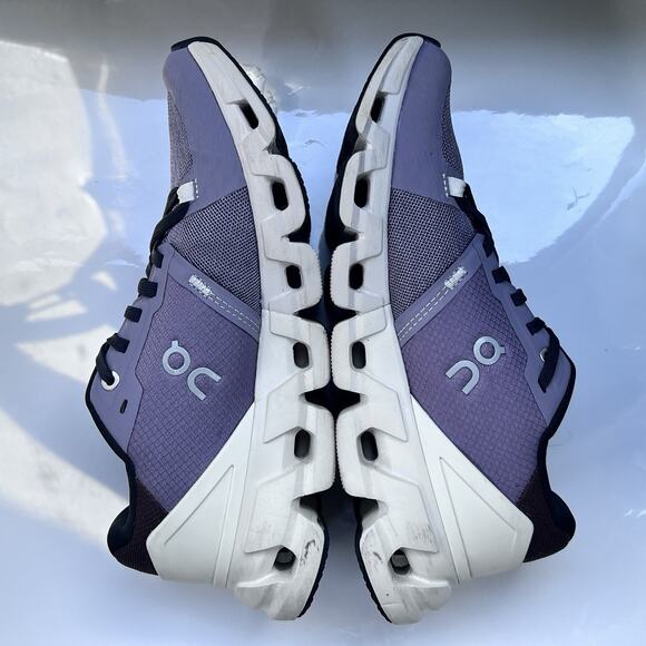 On Running | Women's Cloudflyer 4 | Shark / Pearl | Sz W6 | 71.98092 | Pre-owned - Picture 6 of 13